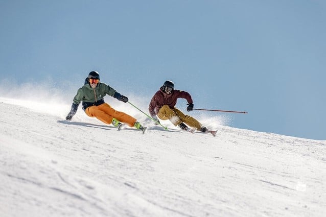 Skija&scaron;i na snijegu